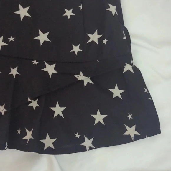NWT Nasty Gal Star-T As You Mean To Go On Mini Skirt Color Black/White Size 2 - Picture 6 of 15